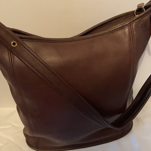 Handbag - Picture 2 of 3